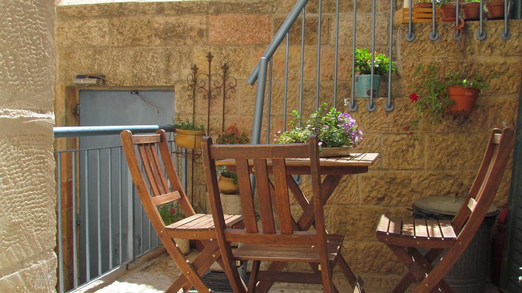 Legatia Apartment